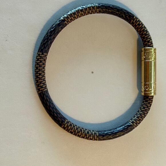 Louis Vuitton Damier Keep It Bracelet Small - Picture 7 of 11